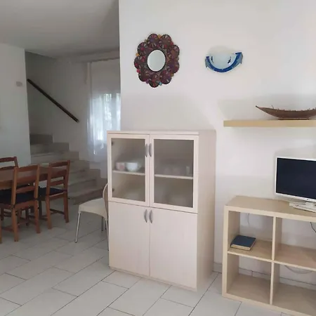 Holiday Home In Rosolina Mare 25059 *
